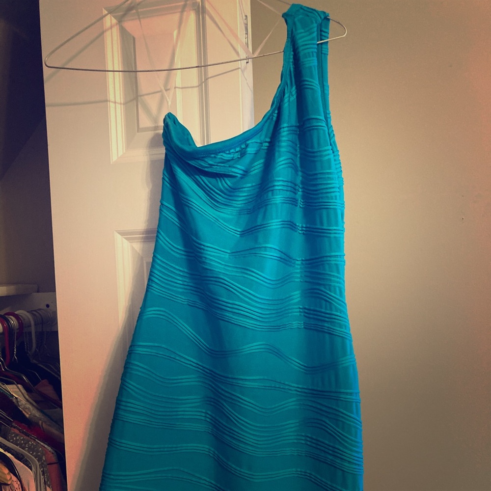 One shoulder dress